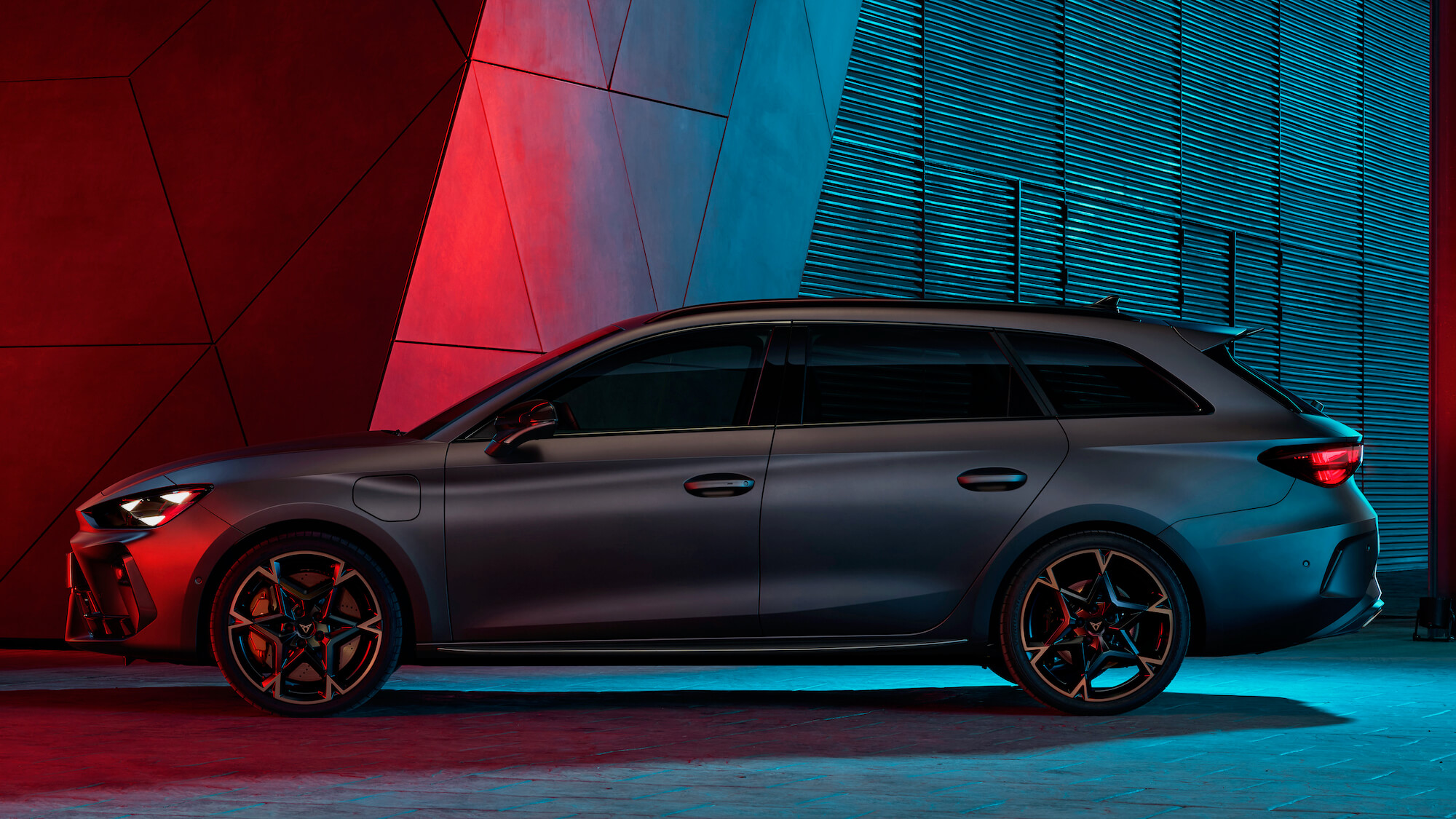 Cupra Leon Break PHEV profiel