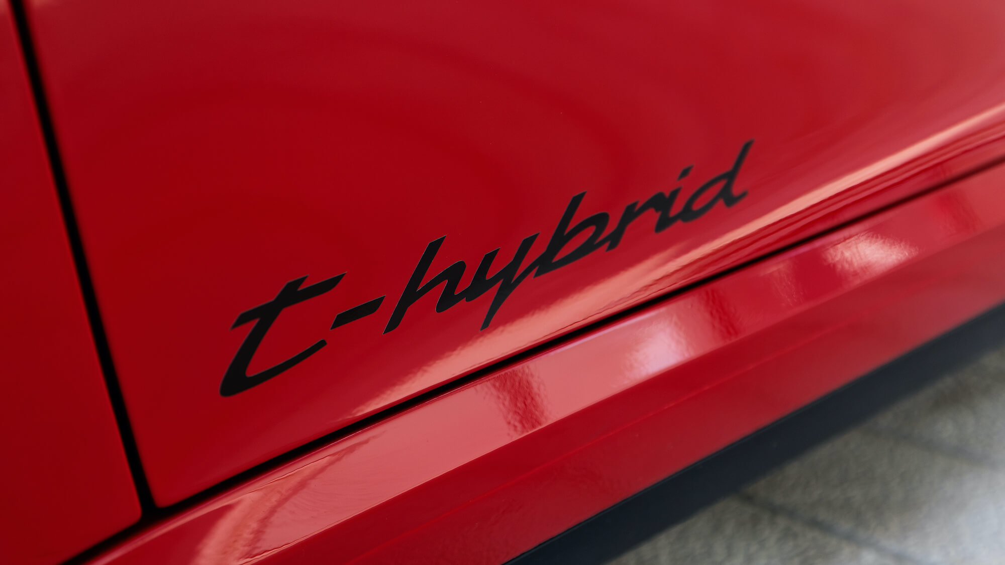 hybride Porsche 911 targa 2024 logo