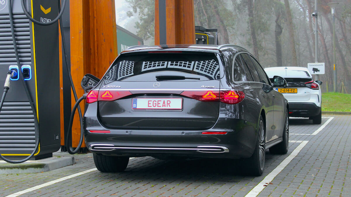 Mercedes E-Class plug-in hybrid 2025 EGEAR